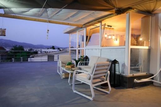 Square'S View Agia Paraskevi Athens Exterior photo